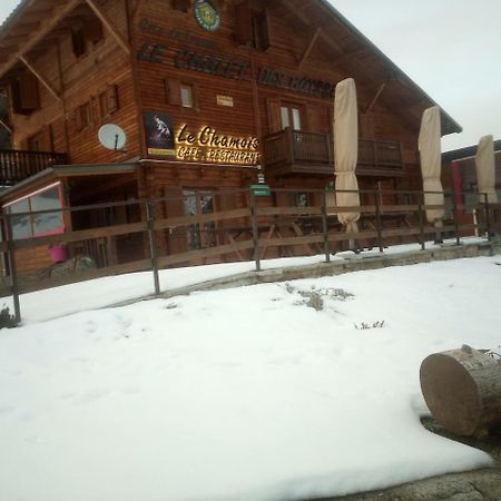ホテルLe Chalet Des Buisses Roubion エクステリア 写真